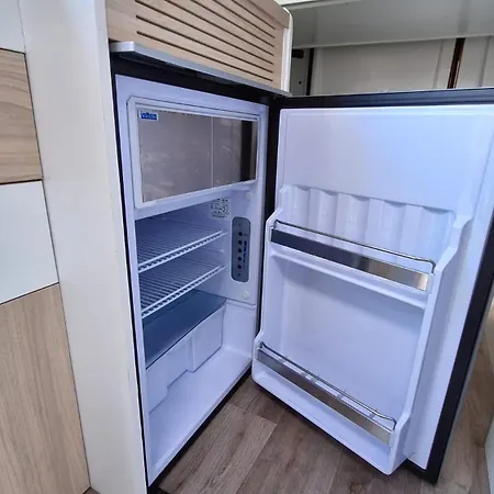 Furgoneta Camper 4 Parque de Campismo Puerto de la Cruz (Tenerife)