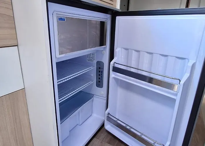 Furgoneta Camper 4 Parque de Campismo Puerto de la Cruz (Tenerife)